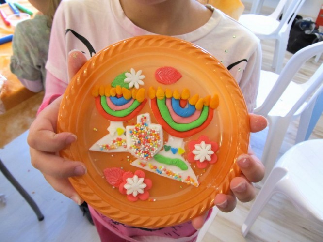 פעילות בצק סוכר לחנוכה